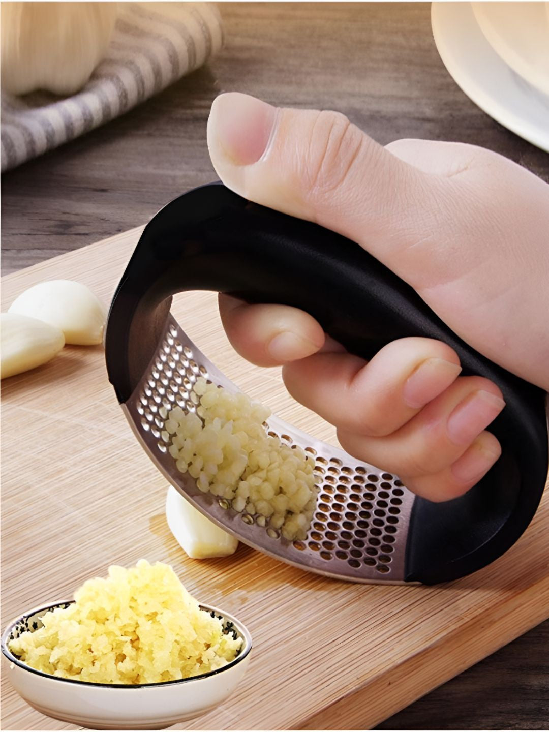 Premium Stainless Steel Ginger & Garlic Crusher | Multi-Purpose Kitchen Tool for Garlic, Ginger, Nuts & More